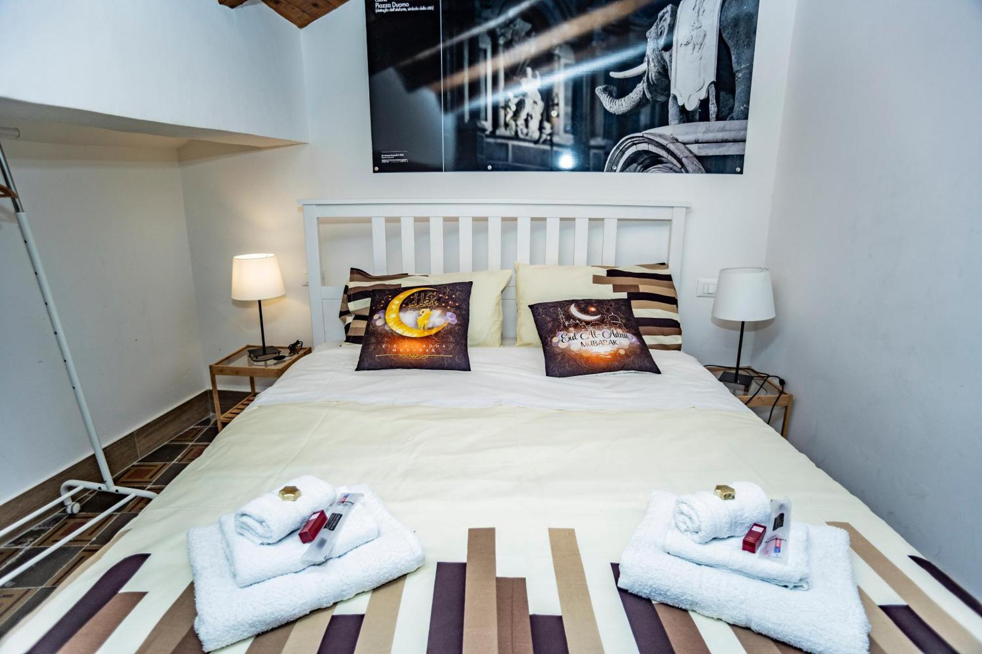 Katane' Room'S คาตาเนีย ภายนอก รูปภาพ