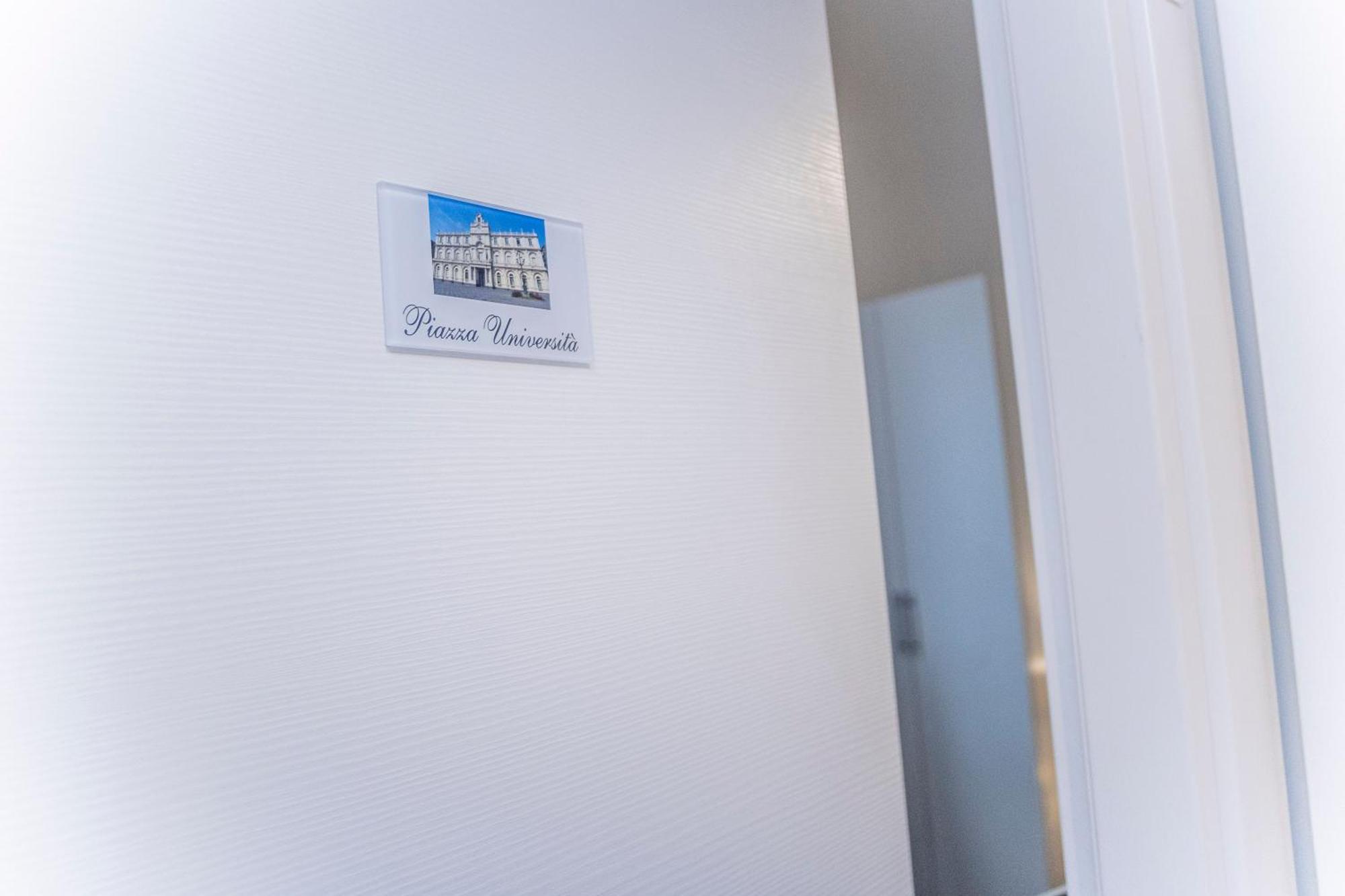 Katane' Room'S คาตาเนีย ภายนอก รูปภาพ